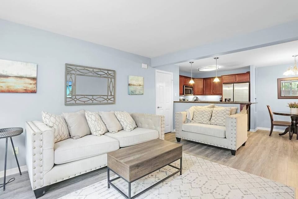 Living Room (3)