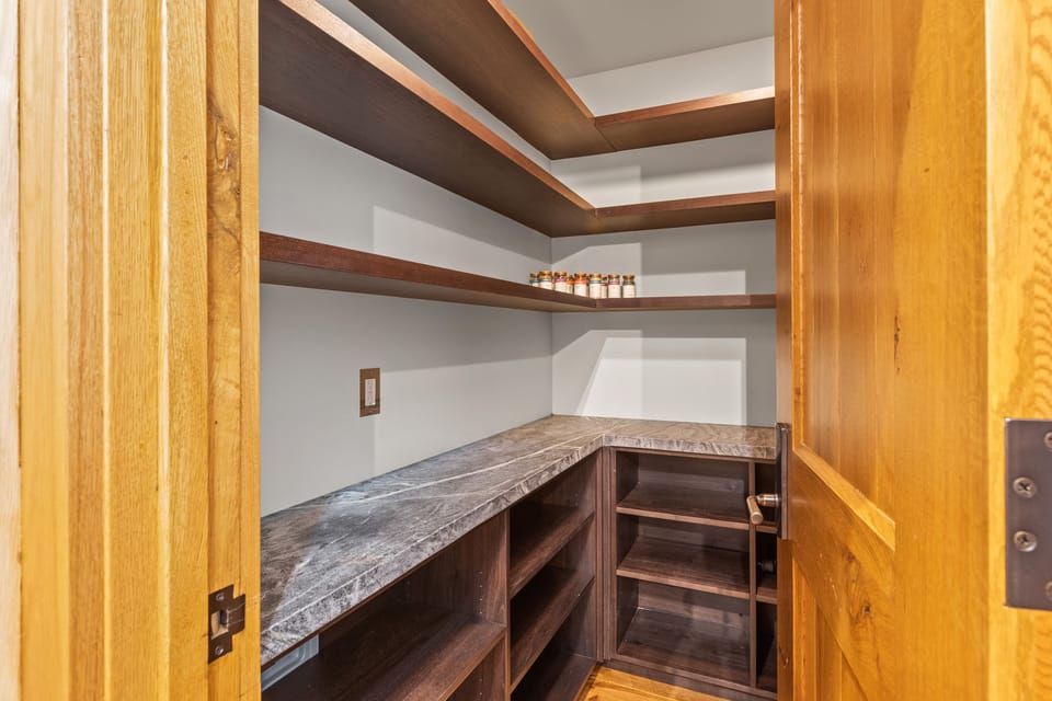 Kitchen Walk-In Pantry │ Ample Guest Storage