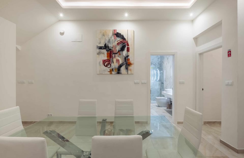 Living room,Dining area