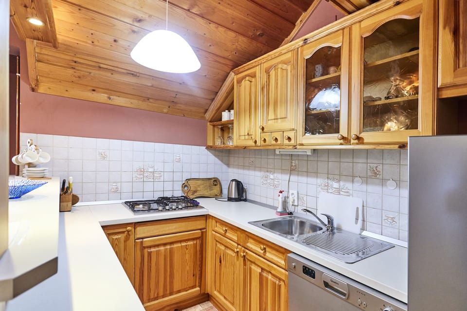 Kitchen 2