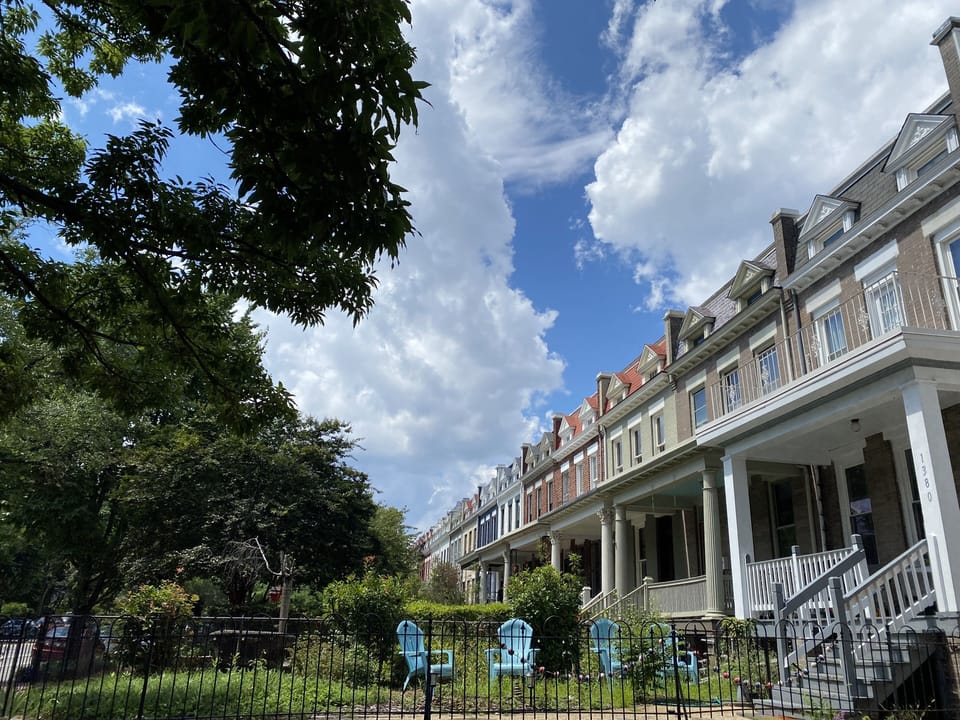 Row homes on East Capitol 