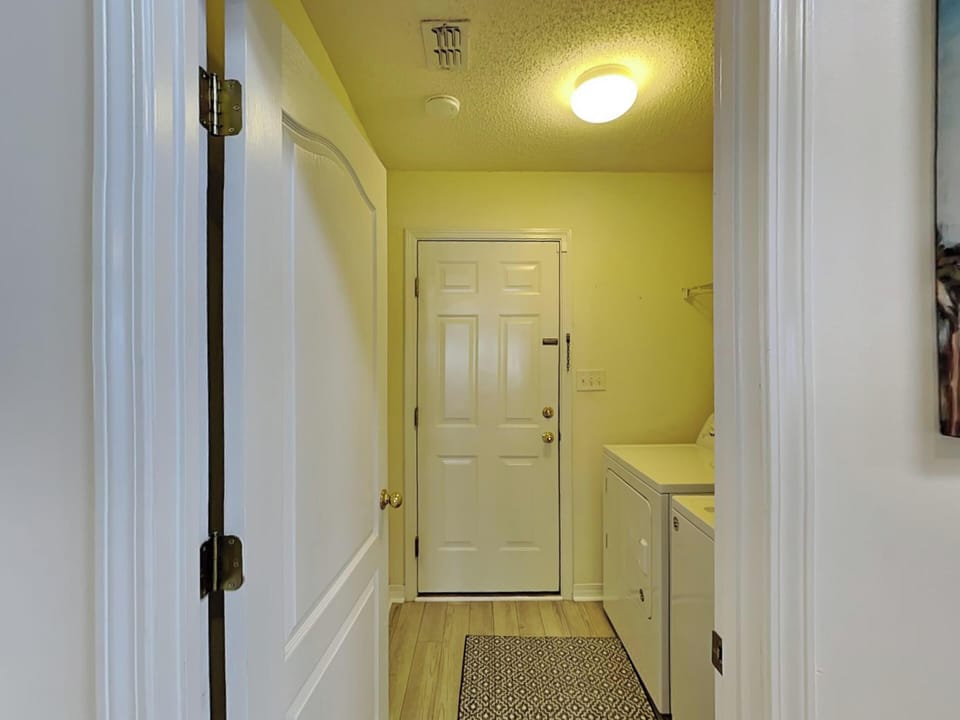 Laundry Room - Washer and Dryer