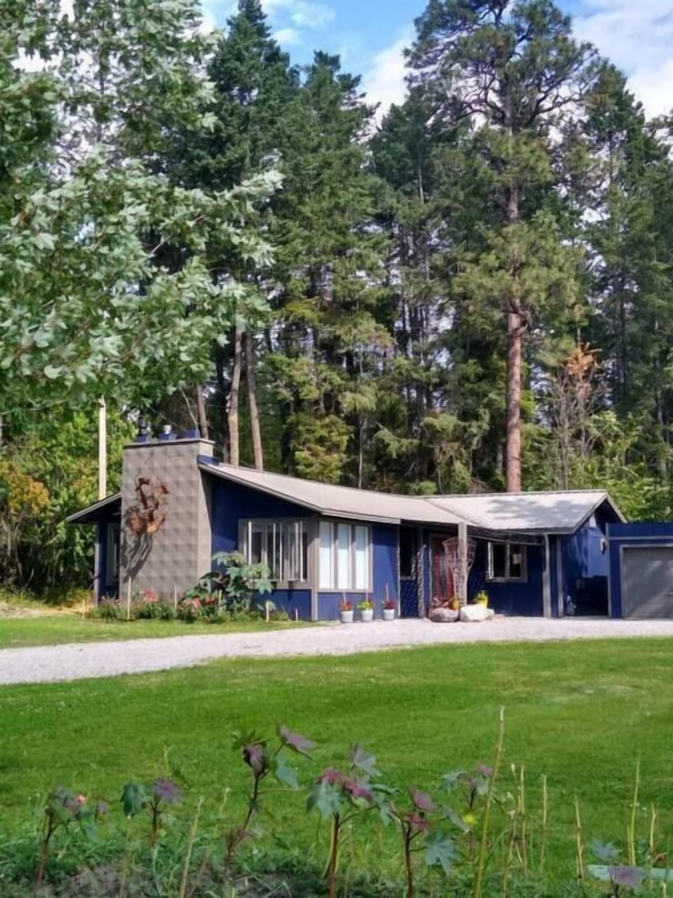View of house from driveway