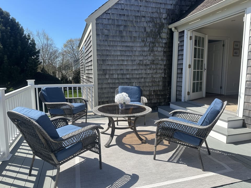 Indoor/Outdoor living!  Trex decking means no splinters!  New Sunbrella cushions