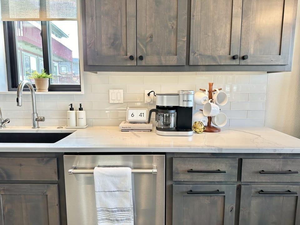 Coffee bar/Keurig