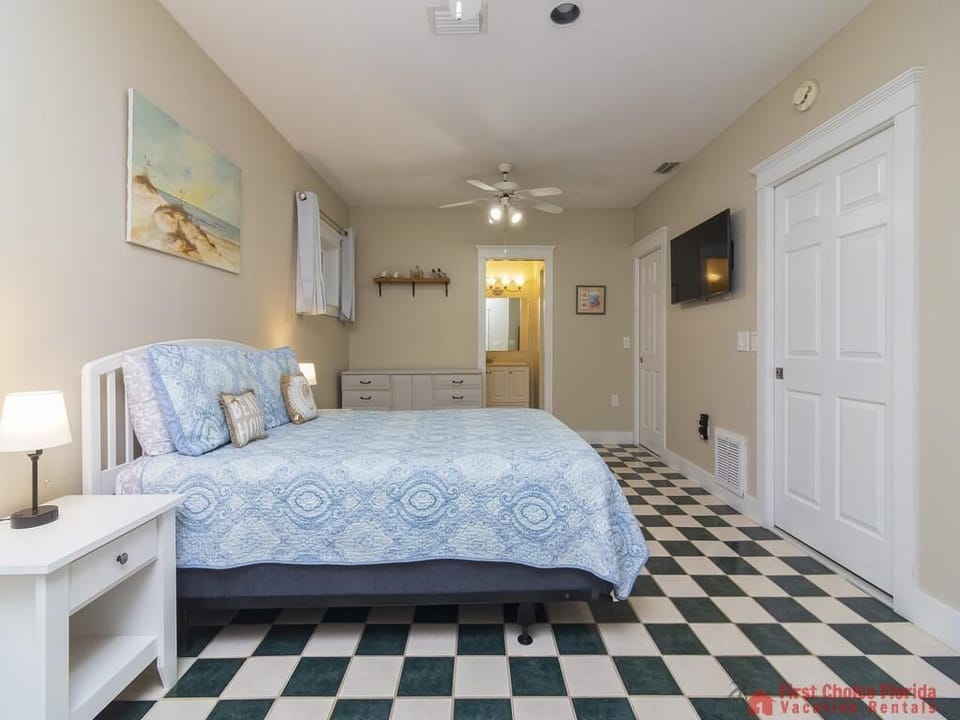 First Floor En Suite