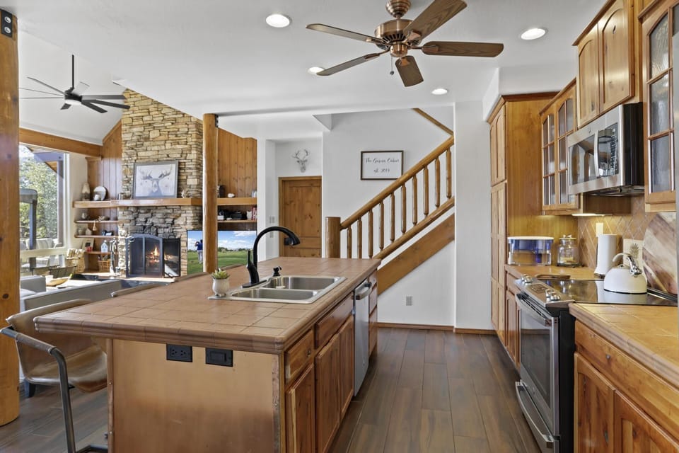 Fully equipped kitchen