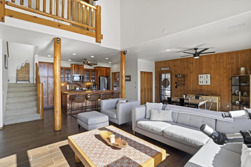 View towards the kitchen