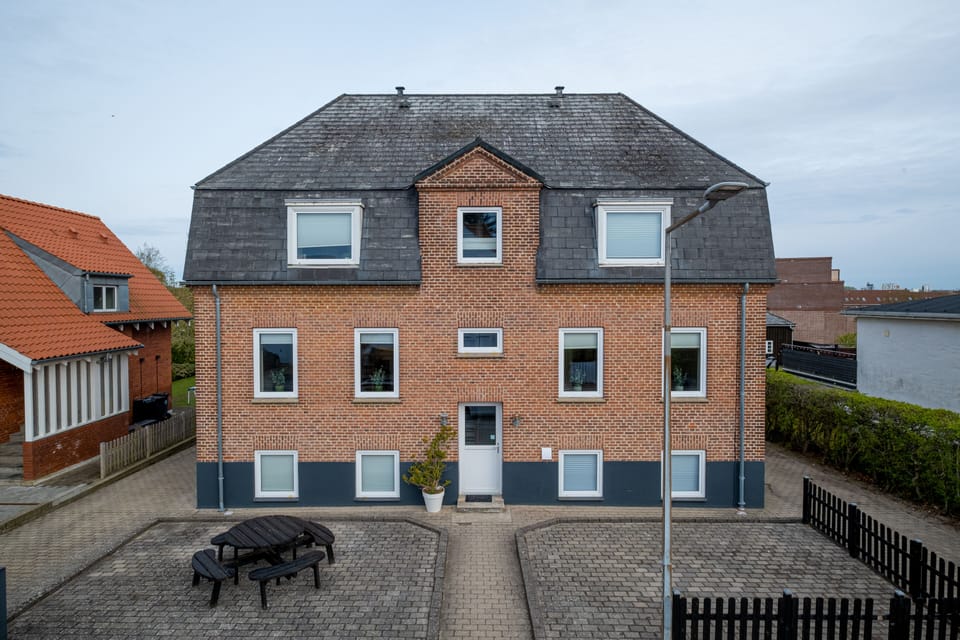 Image 9