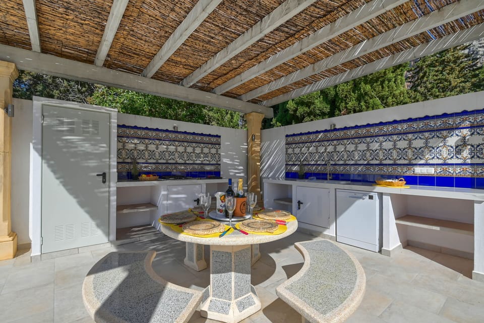 Outdoor dining area