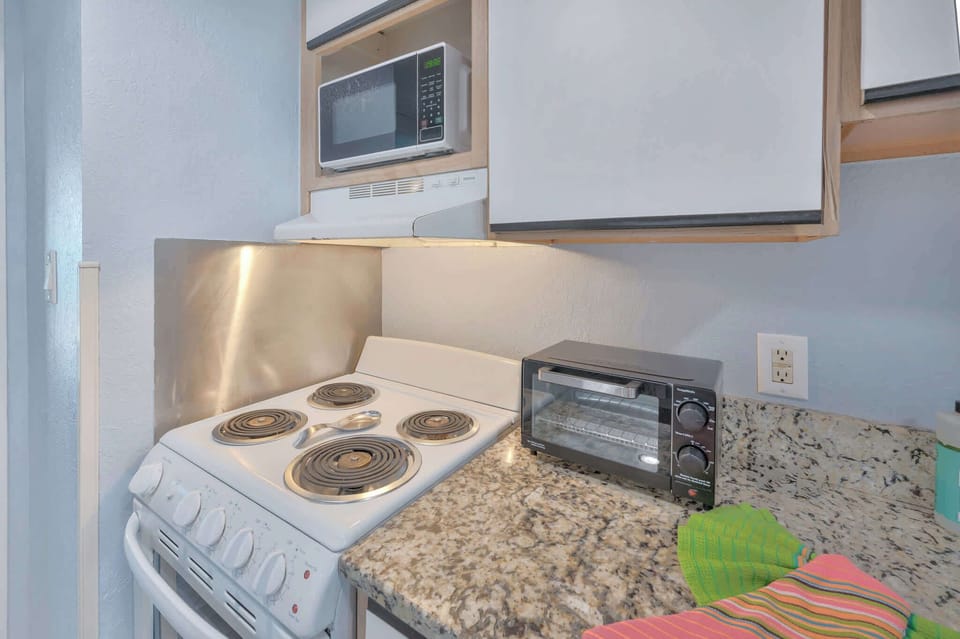 Large Kitchen Area