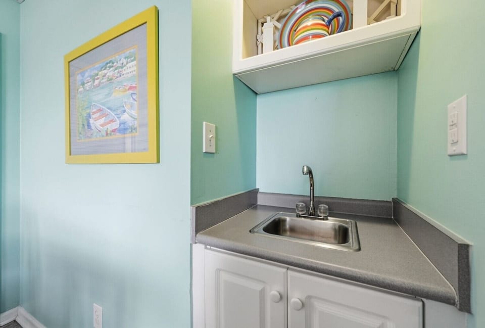 Wet Bar