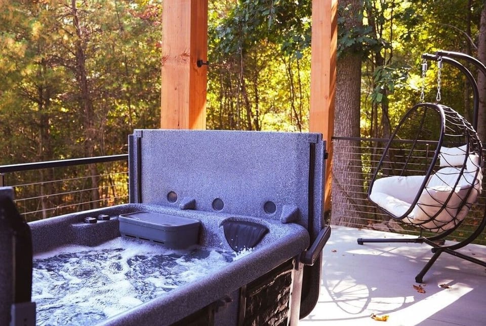 Legends E Hot Tub