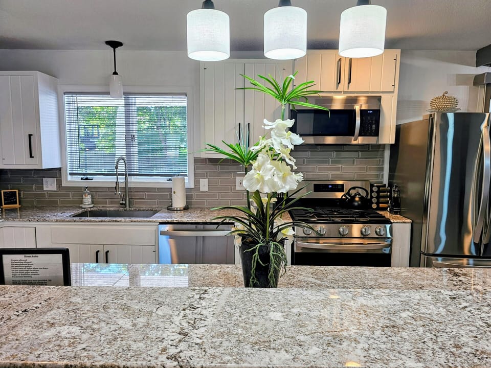 Double layer granite countertops 
Seats 3