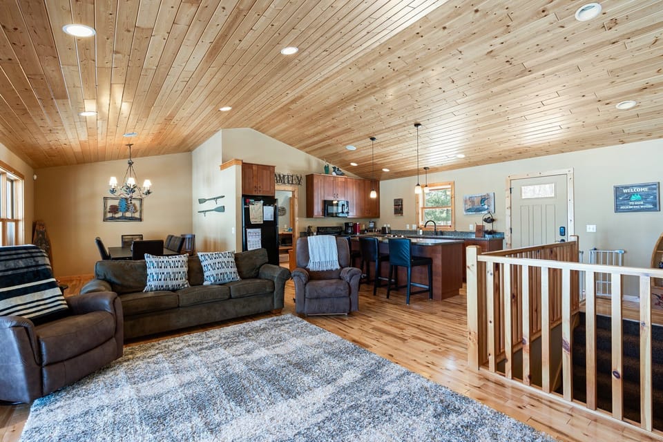 Spacious open - concept main living space