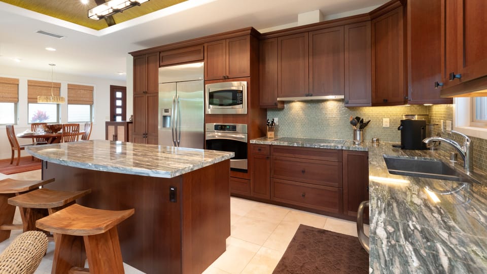 Cook island fresh meals in the gourmet kitchen with high end appliances