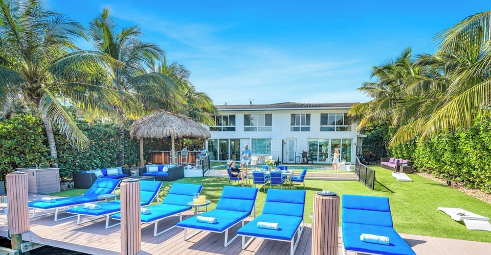 Lago Key is nestled in scenic Harbour Beach neighborhood. This secluded retreat consists of 9 bedrooms in 3 suites, many lounge spaces, heated pool and a grilling area.
