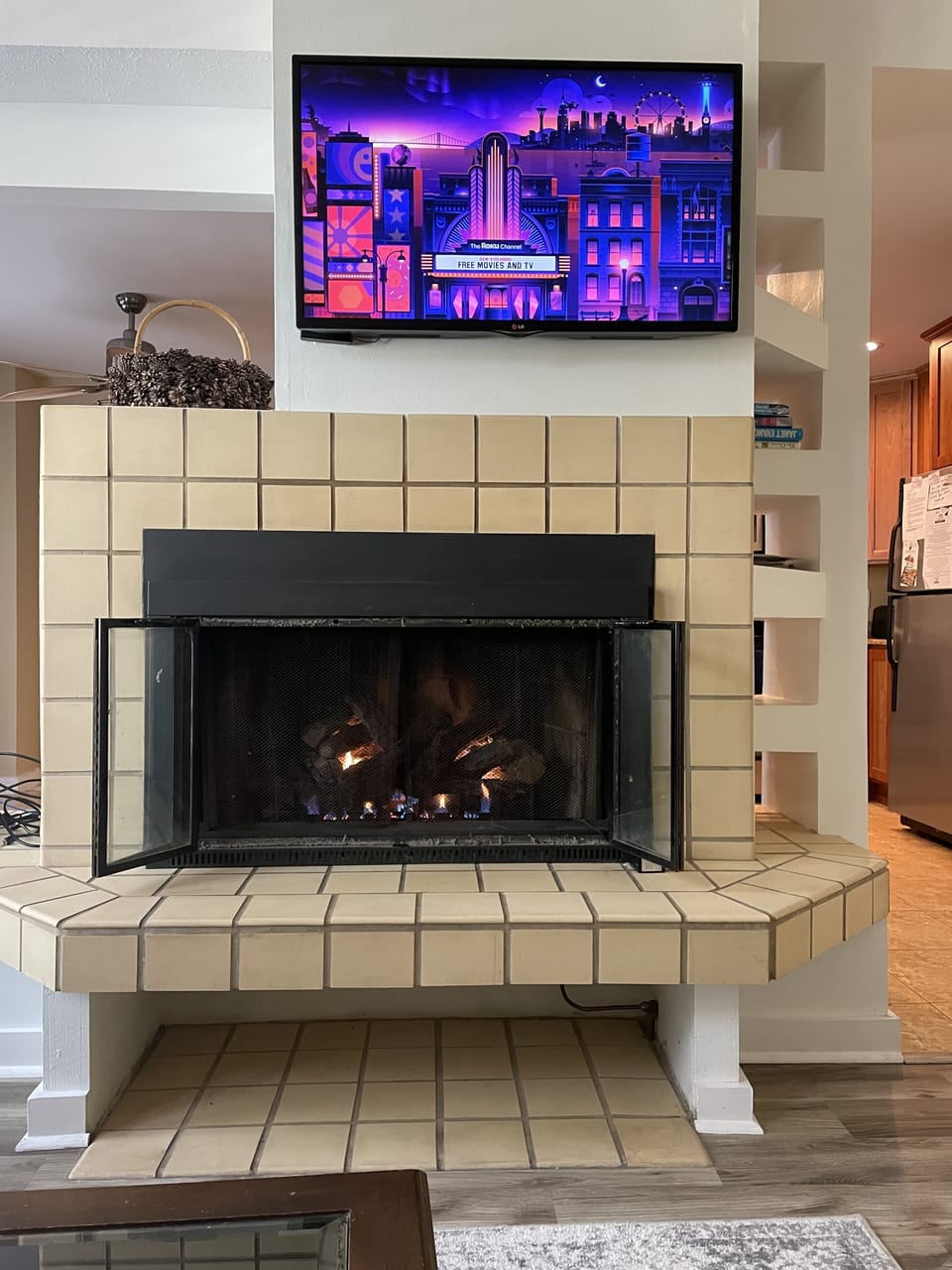 Gas fireplace and TV with Roku and cable