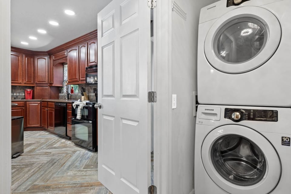 Brand, new washer and dryer 2024