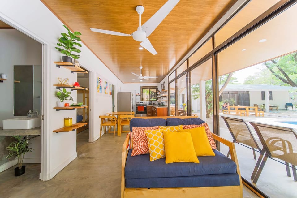 Villa #1 Living and kitchen area (1)
