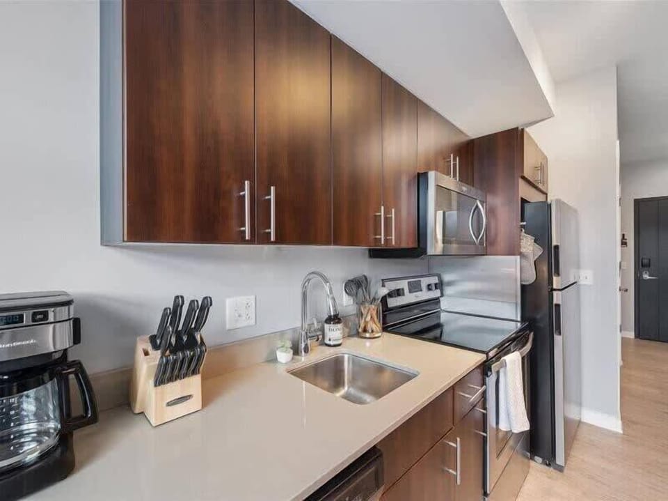 Fully equipped kitchen