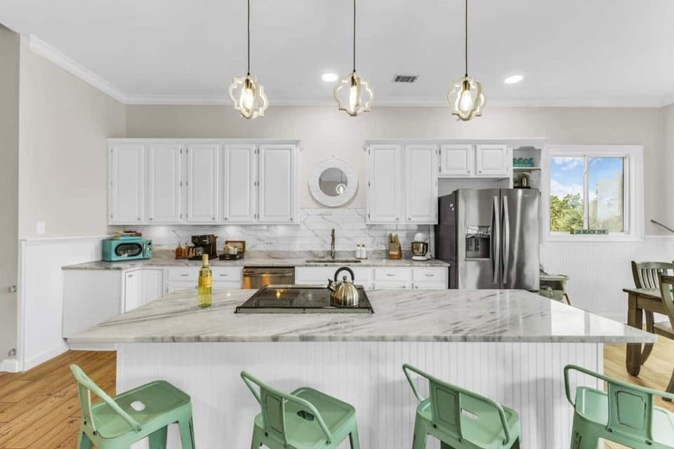 Kitchen with 8 ft island for seating for 4. 