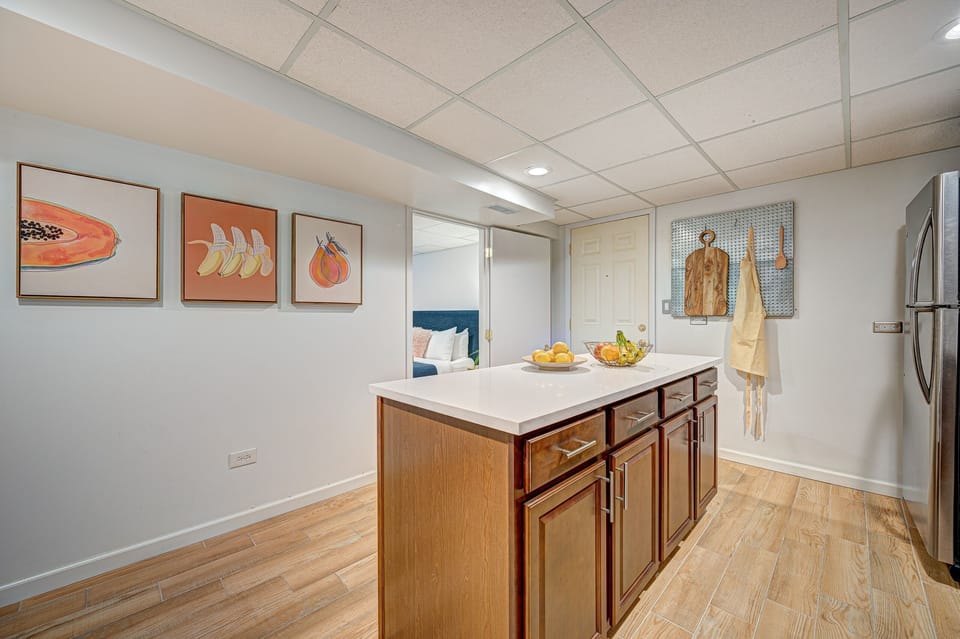 Floor, Flooring, Indoors, Hardwood, Refrigerator