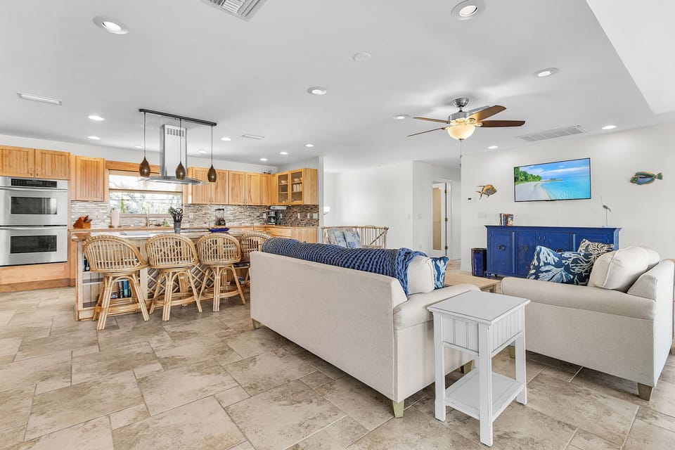 Upstairs Living Space