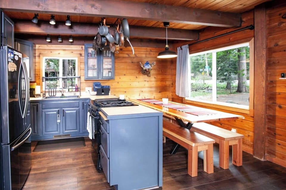 Fully equipped open concept kitchen with modern appliances! 