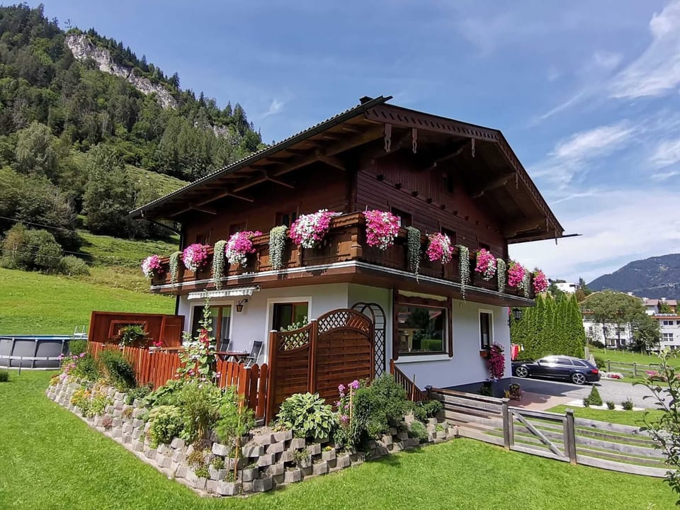 Unser Haus im Sommer