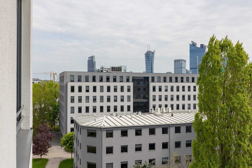 A view of the surrounding buildings.