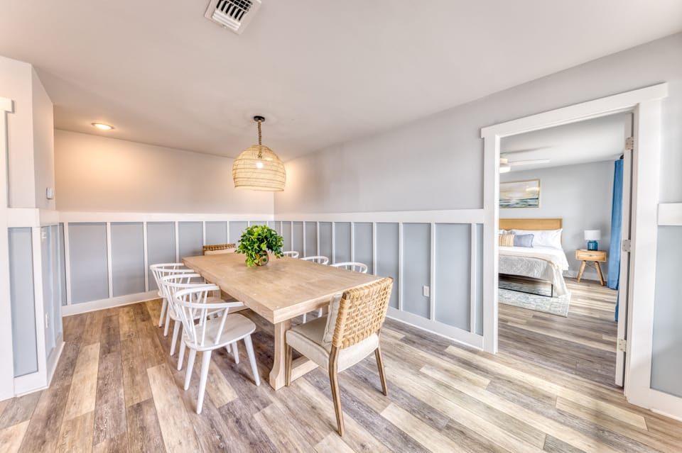 Plenty of seating for all at the dining table