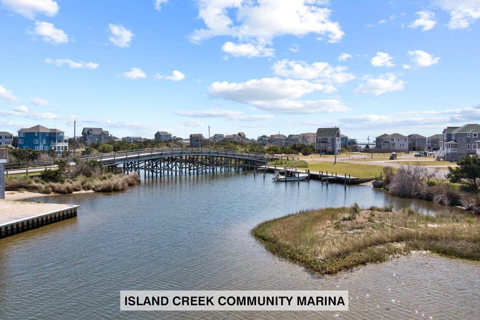 amenities-island-creek-community-marina-1920x1280