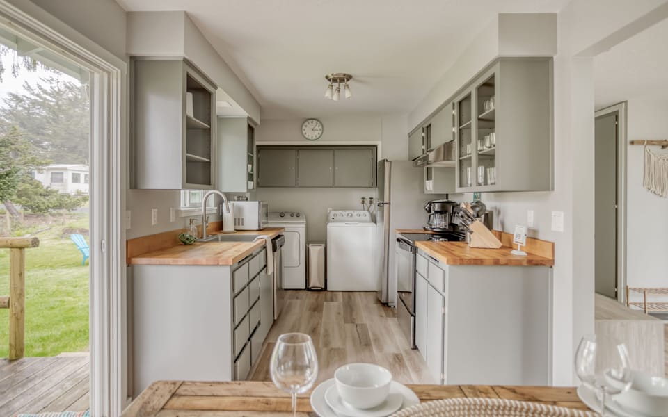 Kitchen area with Amenities