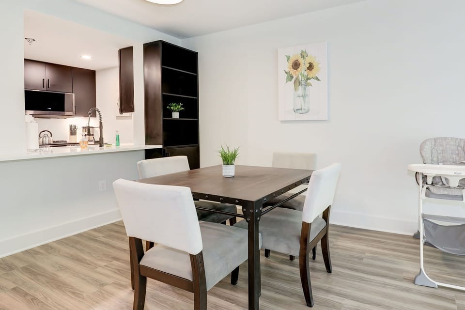 4 seater dining space