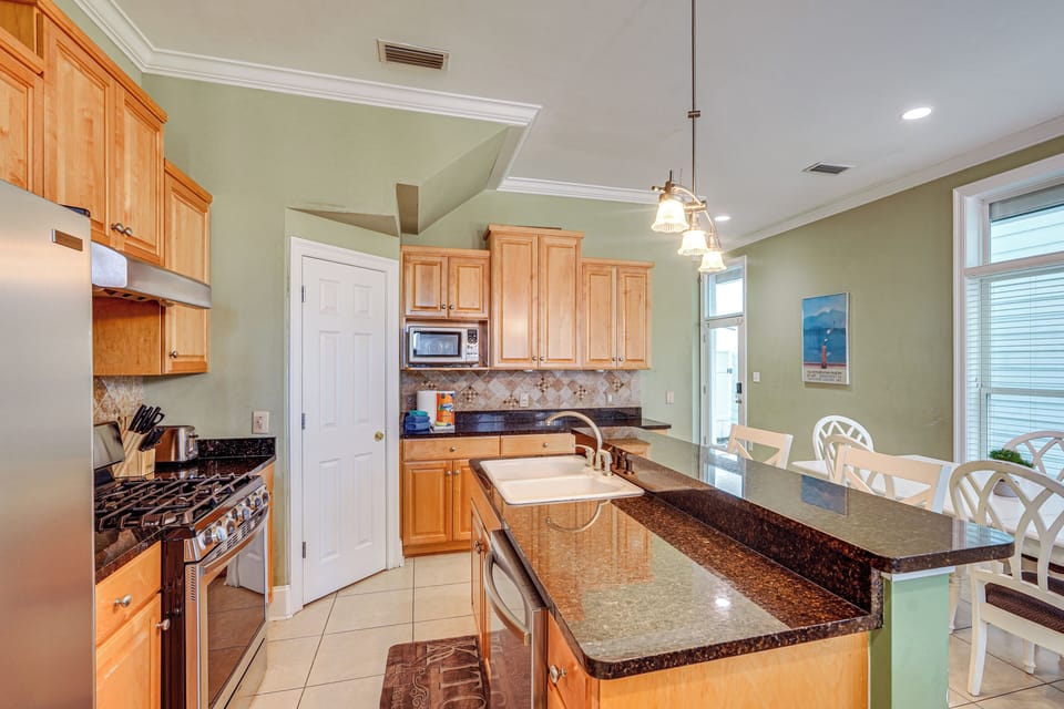 Kitchen | 1st Floor | Cooking Basics | Drip Coffee Maker | Toaster | Dishwasher