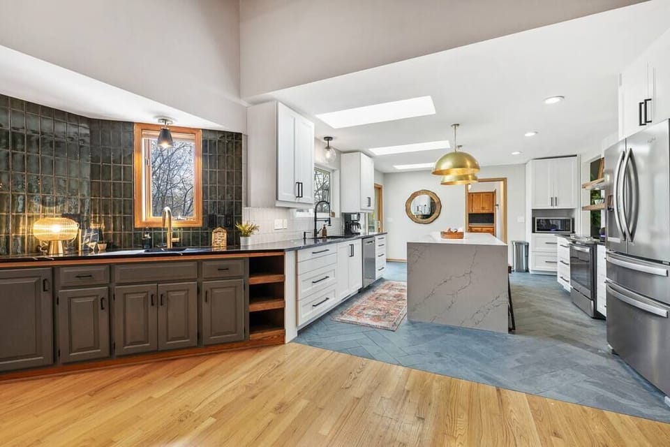 Bar Area and Full Main Kitchen