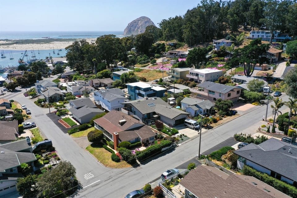 Ideally located on the corner of this morro bay neighborhood