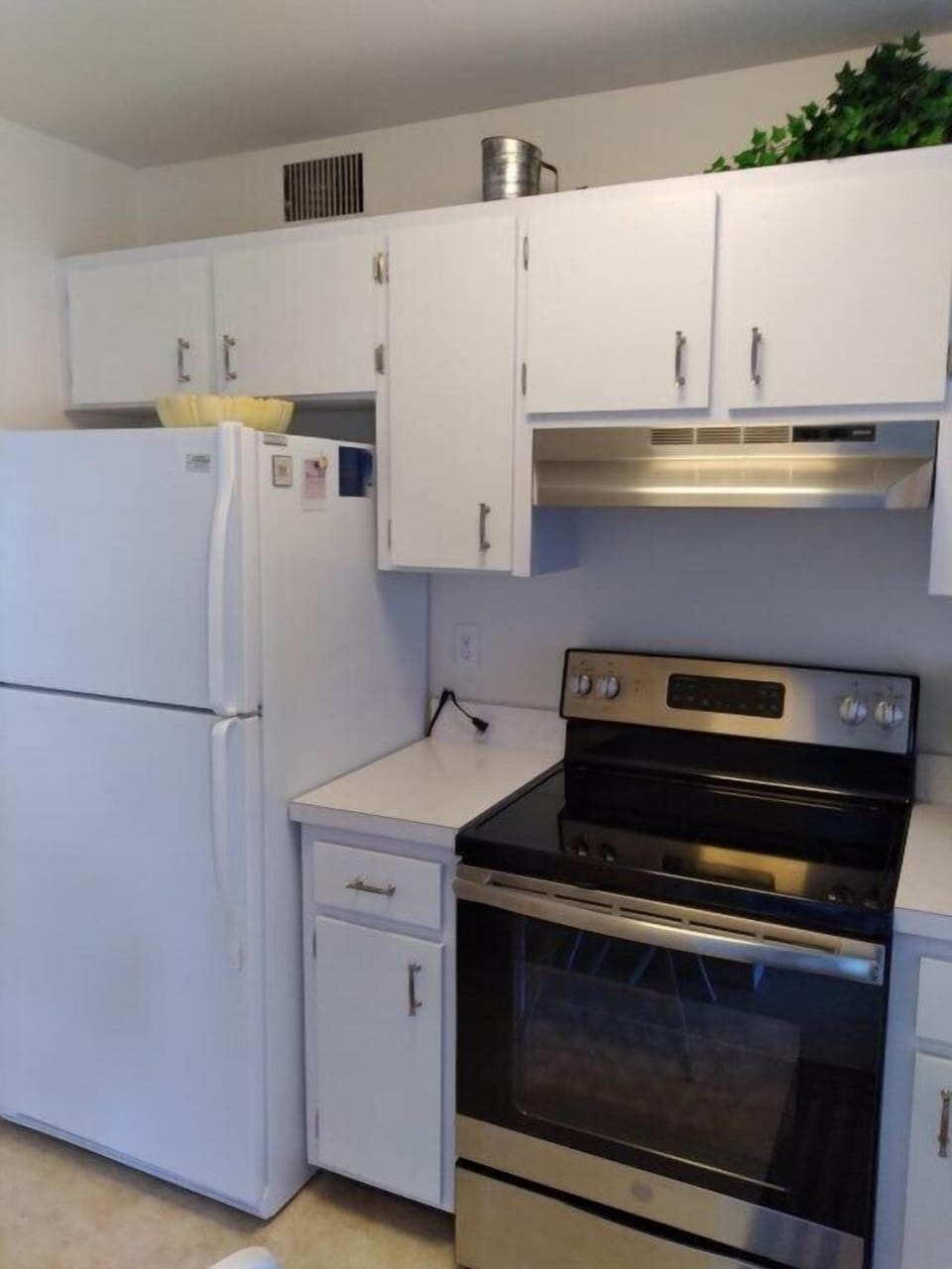 Kitchen View 2.jpg