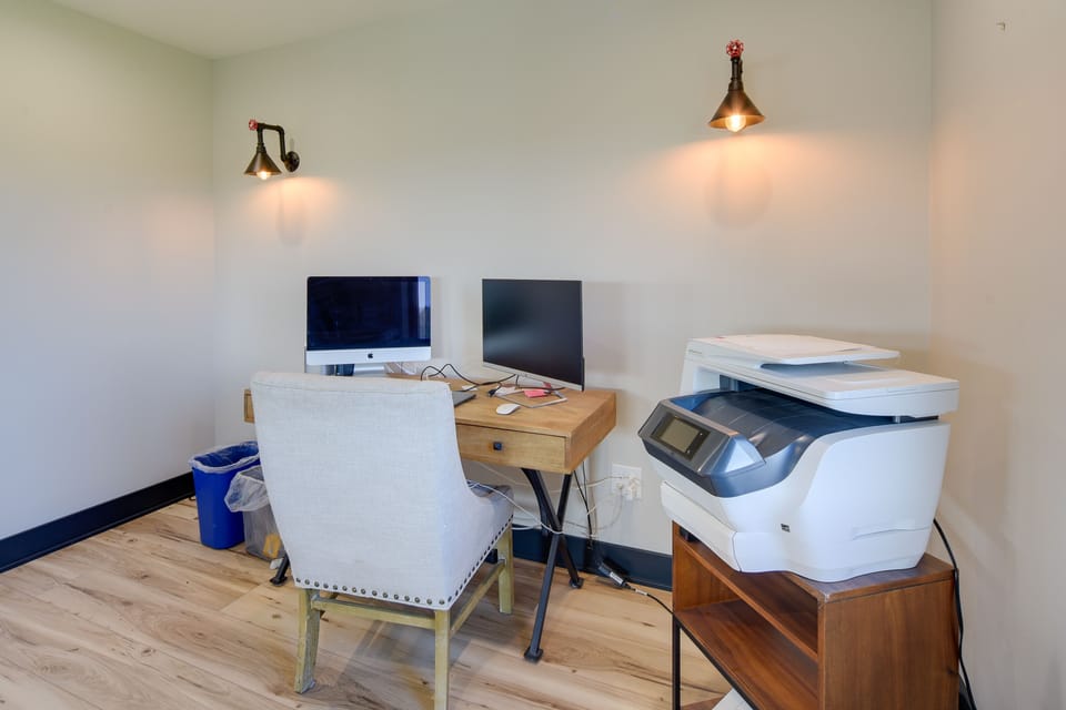 Office | Desk/Workspace | Laptop Friendly | Printer