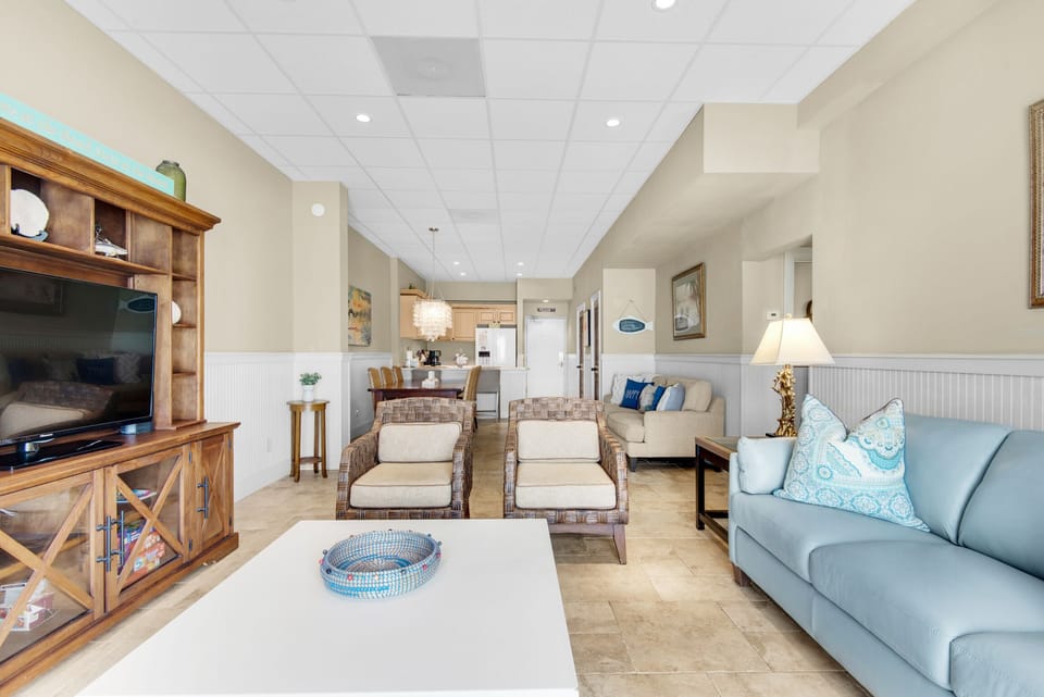 Living room to kitchen view