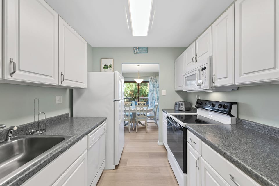 Plenty of Counter Space allows you to Prepare Meals Faster!