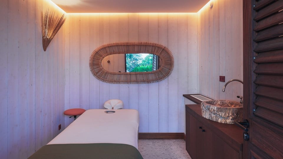 Fitness & Massage Room