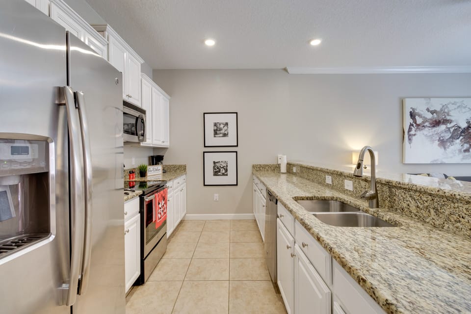 Kitchen | Cooking Basics | Coffee Maker | Paper Towels/Trash Bags Provided