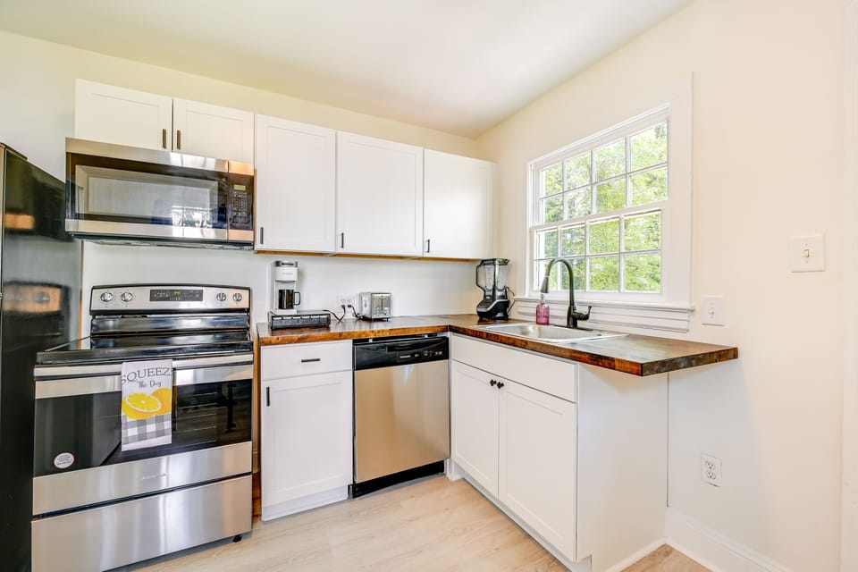 Kitchen | Blender | Toaster