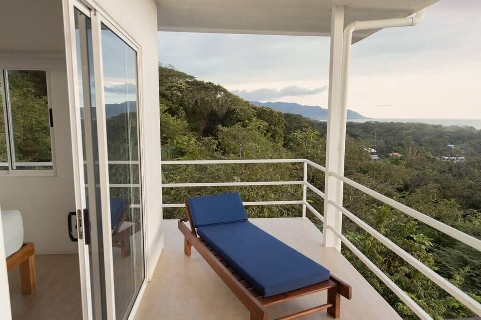 Lounger to relax!