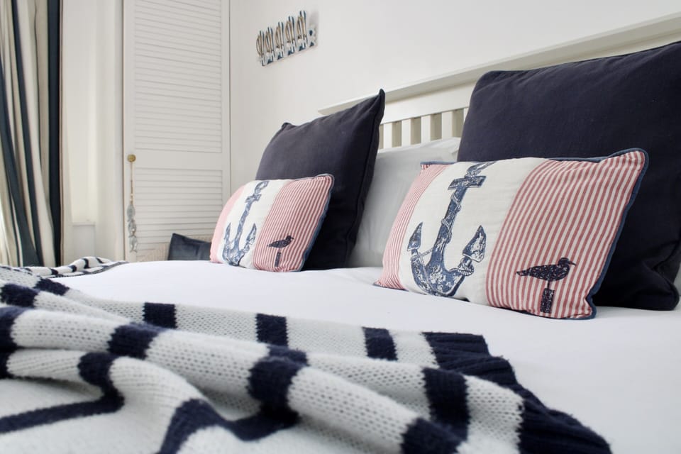 Beach hut room