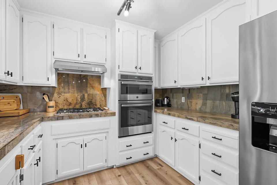 Indoors, Kitchen, Appliance, Microwave, Oven