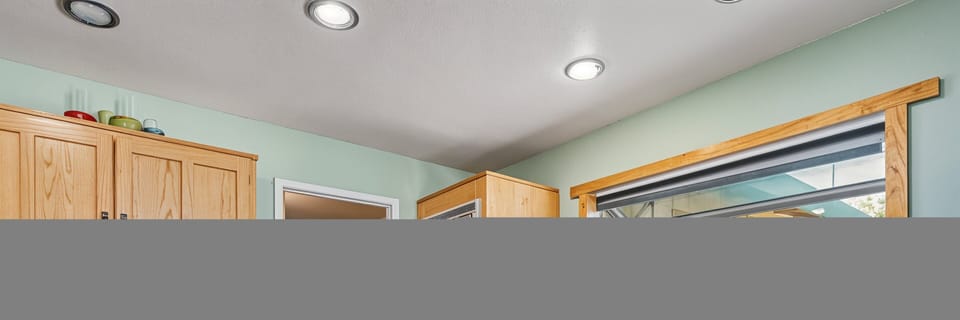 Indoors, Hardwood, Floor, Flooring, Appliance