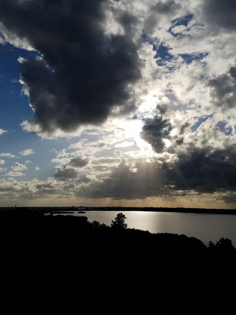 Another glorious sunset (unretouched photo from balcony)